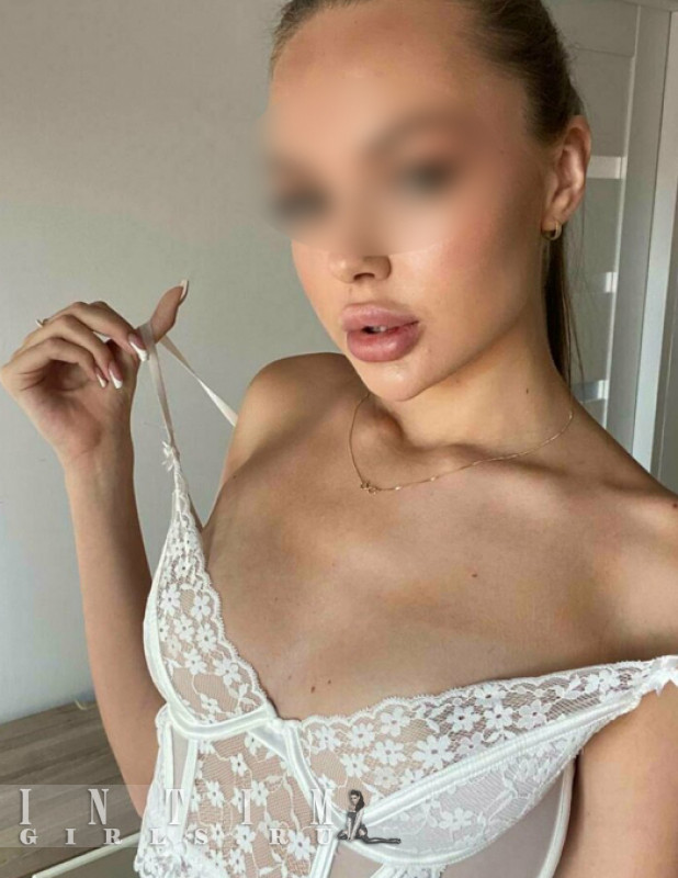   , , +7 (930) 451-1042